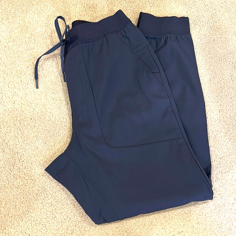 Men’s LuLuLemon Pants Size Medium